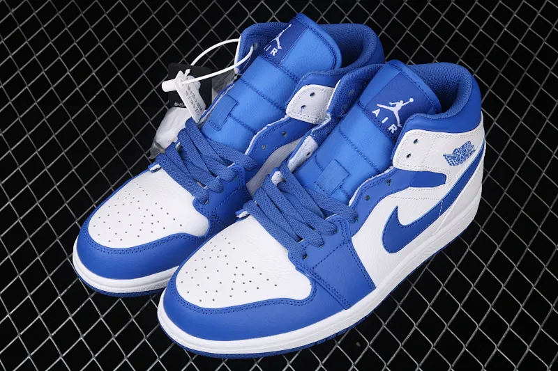 All categories Air Jordan Jordan series basketball shoes Air Jordan 1 Mid Air Jordan Mid AJ1 Joe 1 white and blue Little Lightning Zhongbang series basketball shoes 554724-114